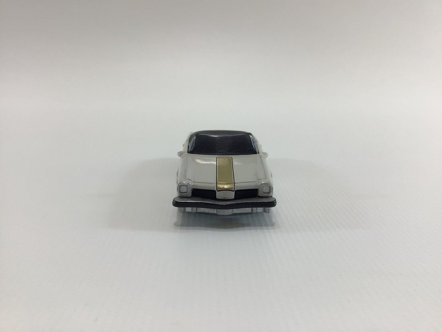 Johnny Lightning 1974 Hurst Oldsmobile Indianapolis 500 Pace Car 1999 Playing Mantis No 463 Diecast 1/64 Scale Toy Vehicle