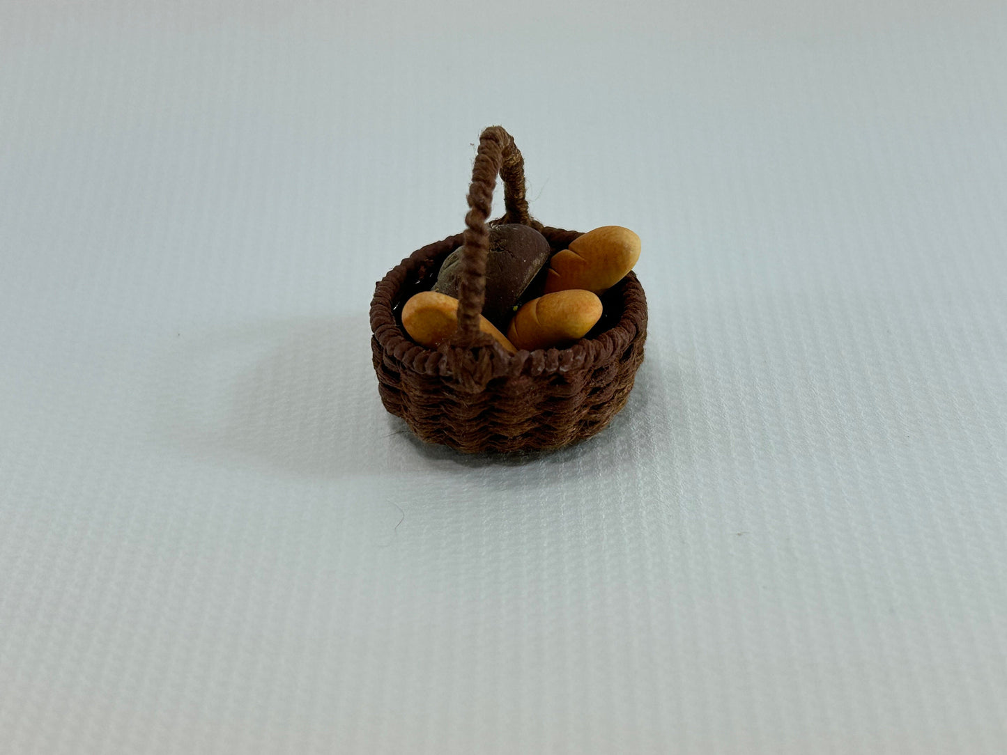 Handmade Dollhouse Miniature Bread 4 Loaves in Handmade Basket 1:12 Scale Artisan Kitchen Decor