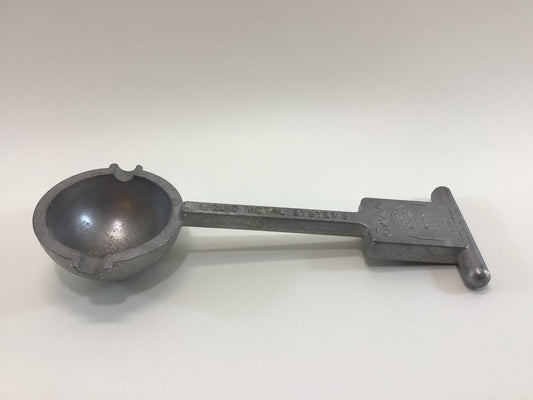 GAAA Liquid Metal Systems Cast Aluminum Ladle Hand Ladling Born Died