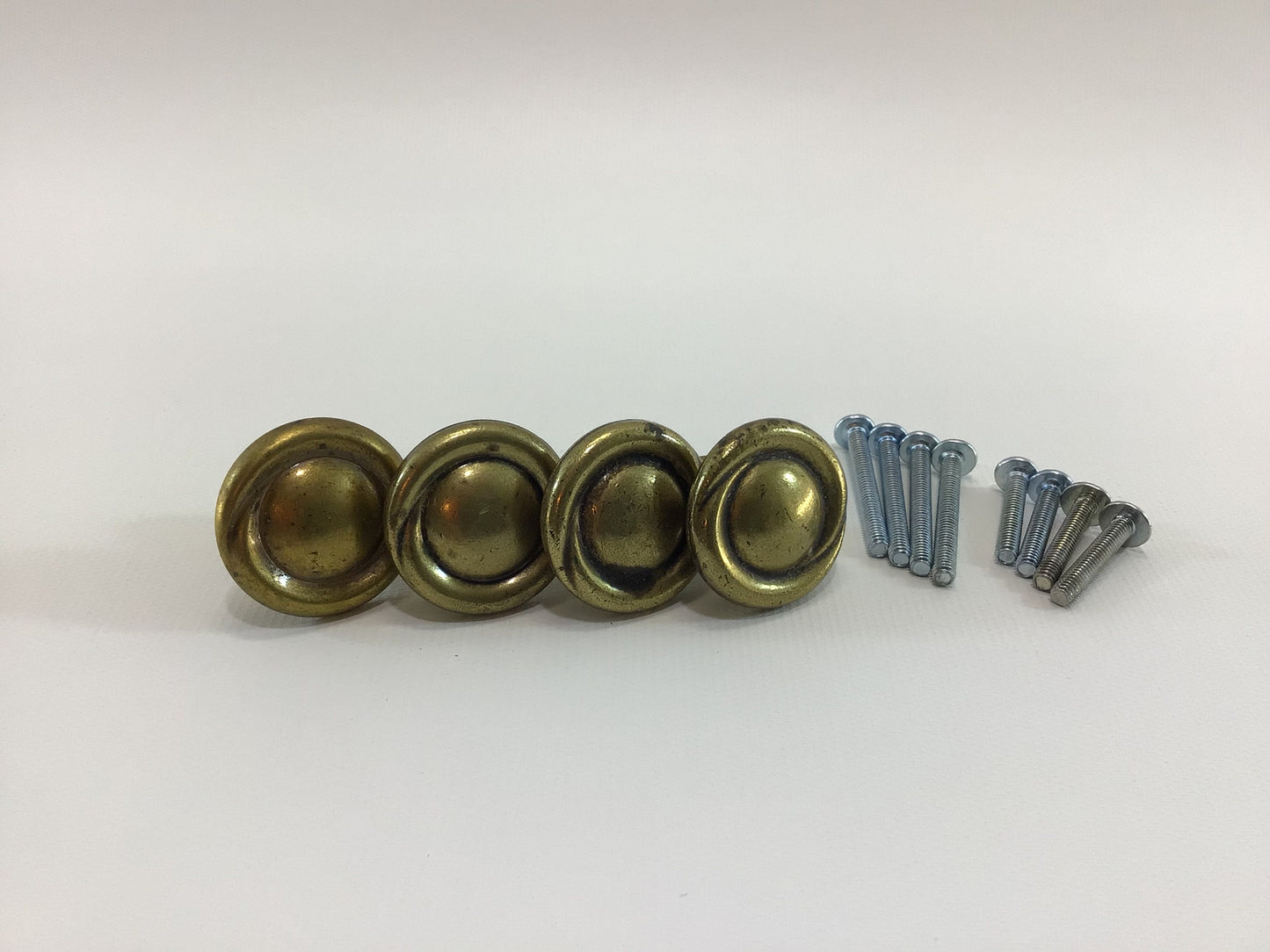 Drawer Pull Knobs Brass Finish Rope Wreath Motif Metal Lot of 4 with 2 Sizes of Retaining Bolts Vintage Home Improvement Renovation Hardware