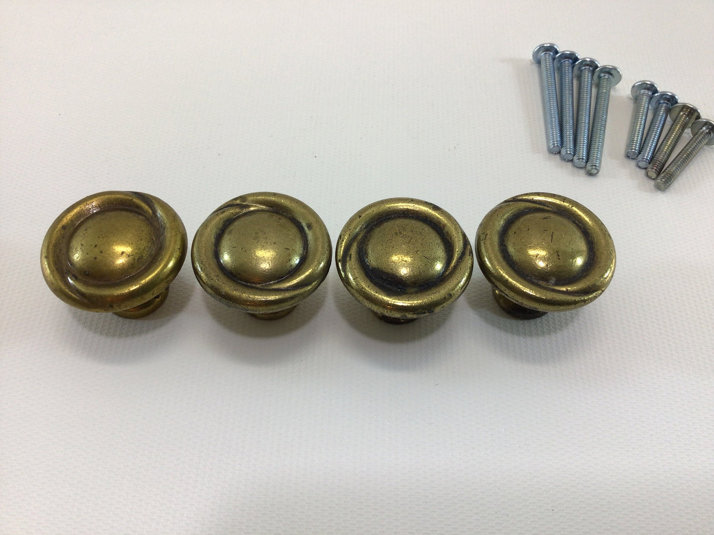 Drawer Pull Knobs Brass Finish Rope Wreath Motif Metal Lot of 4 with 2 Sizes of Retaining Bolts Vintage Home Improvement Renovation Hardware