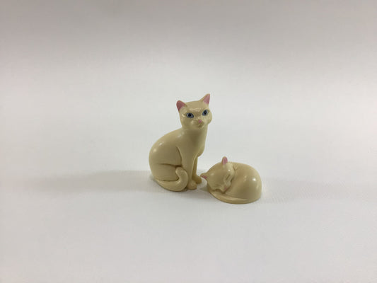 Vintage Miniature Resin Cat Figurines Dollhouse Display Decor