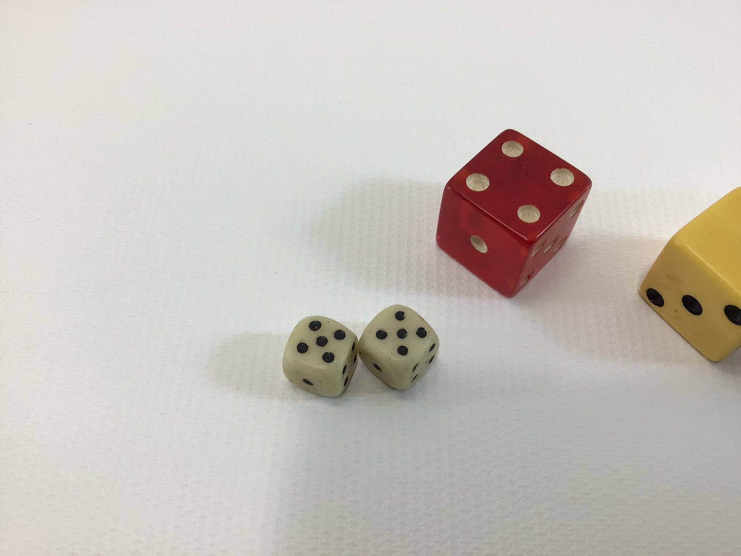 Vintage Dice Lot 1 Red Acrylic 2 Butterscotch 2 Miniature Game Parts Pieces