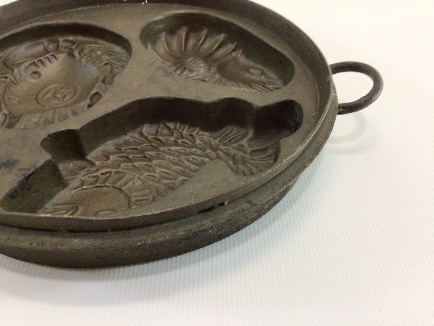 Cast Iron Seafood Fish Mold Antique Collectible Cookware Home Decor