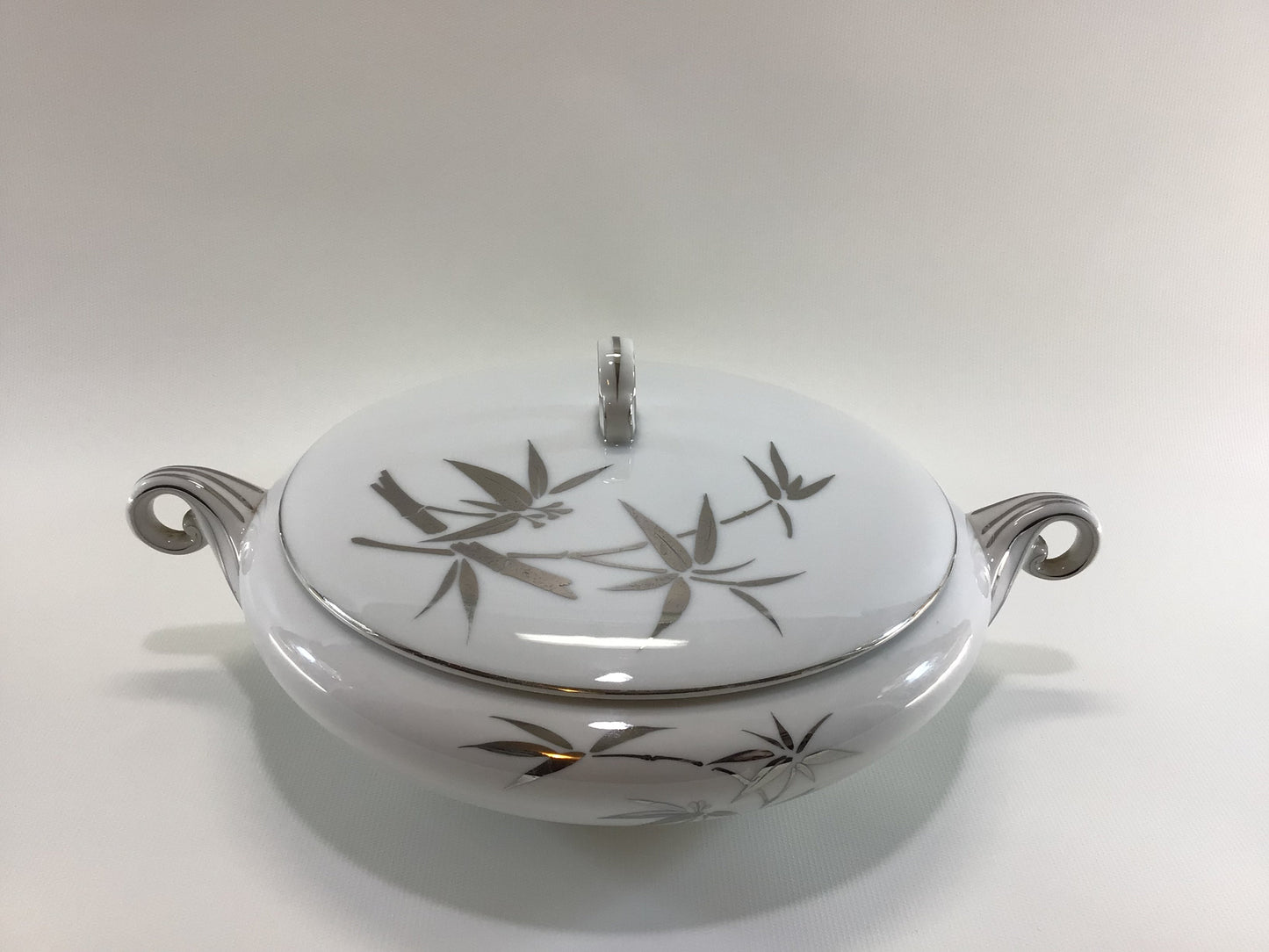 Mid Century Covered 9" Serving Dish White Ceramic Platinum Bamboo with Leaves Pattern Vintage Aladdin Fine China Made in Japan