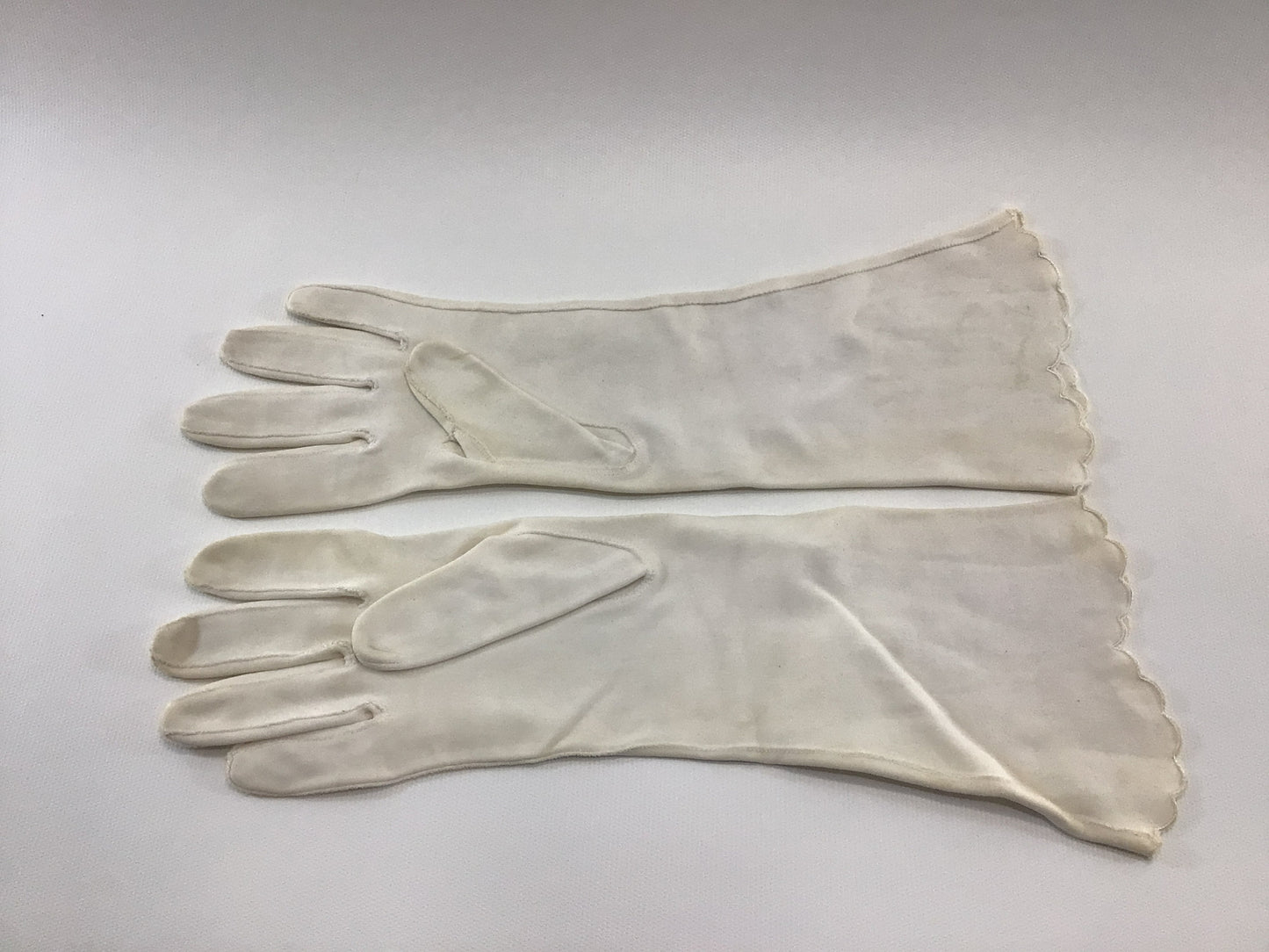 White Mid Length Formal Gloves with Embroidered Cut Eyelet and Scalloped Cuffs size Small