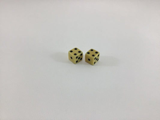 1/2" Butterscotch Dice Vintage Game Pieces
