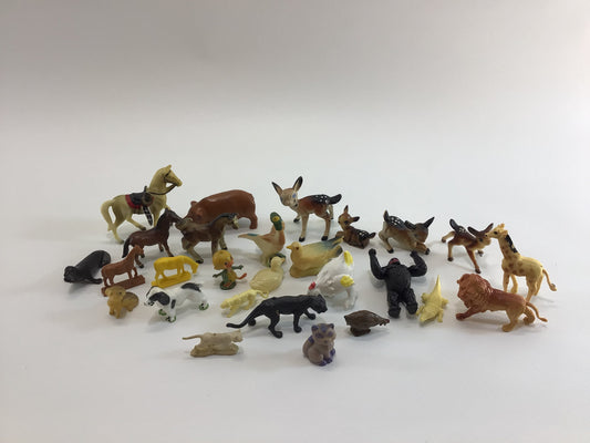 Wild Animals 1970s Plastic Collectible Toy Figurines 20 Assorted Pieces